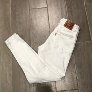 Vintage High Rise Levi’s